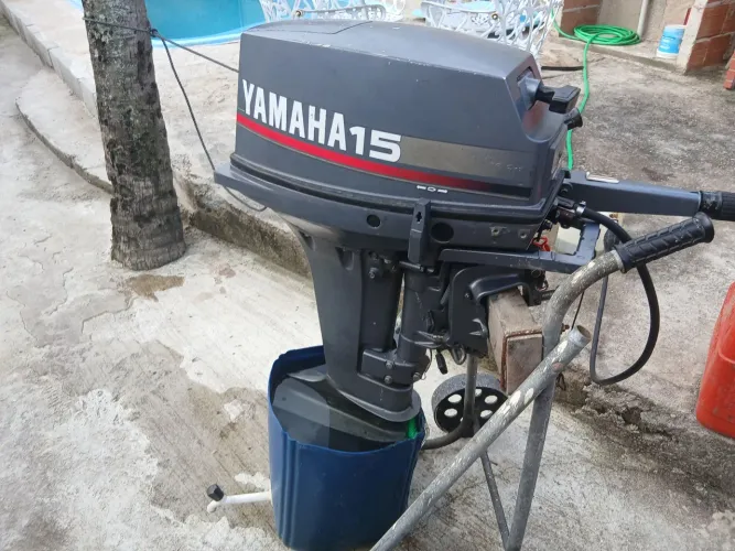 Motor de popa yamaha 15 hp
