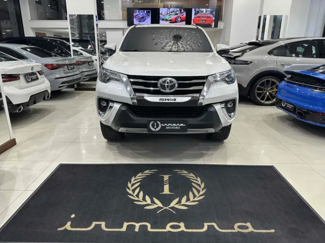 Toyota Hilux SW4 4X4 2.8 Diesel 2019