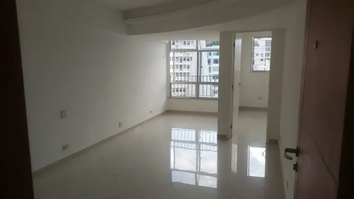 Glória Rua Benjamin Constant, junto metrô, direito a construção na lage.