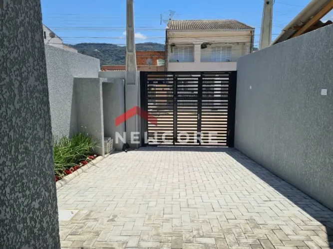 Sobrado em Rua 424 A - Morretes - Itapema/SC