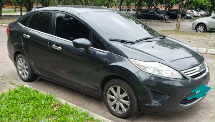 Ford Fiesta Sedan SE 1.6 16V Flex 4P 2011