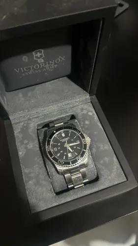 Relógio VICTORINOX SWISS ARMY