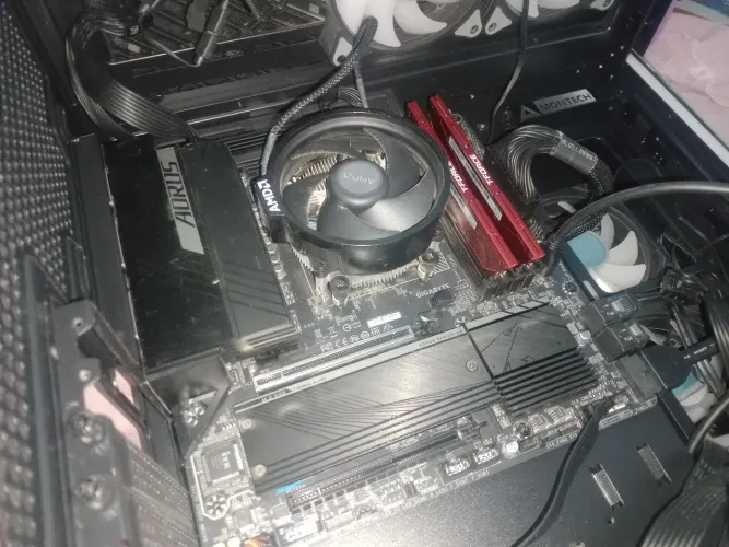 KIT PROCESSADOR PLACA-MÃE E MEMÓRIA RAM DDR5