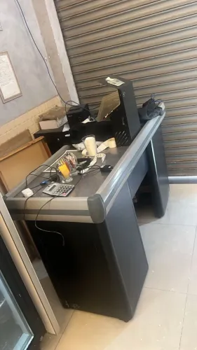 Balcão L supermercado