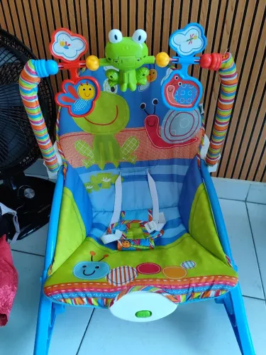 Cadeirinha de balanço