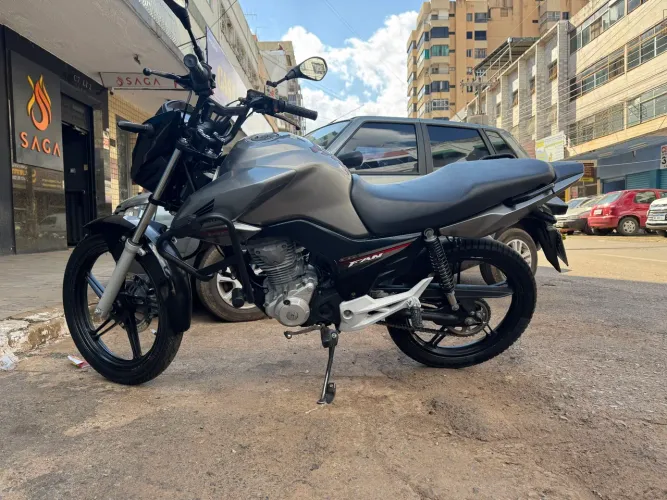 Honda CG FAN prata