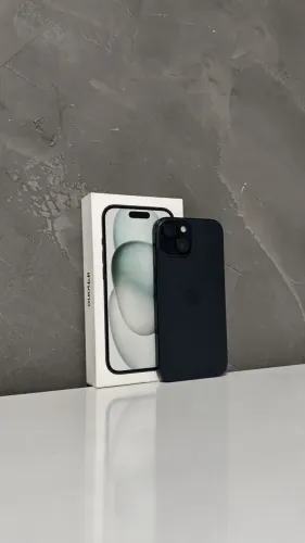 iPhone 15