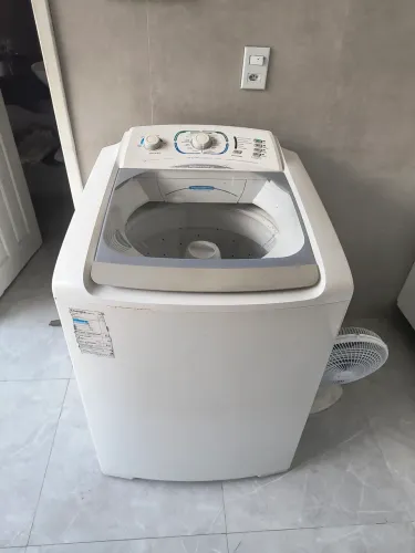 VENDO MÁQUINA DE LAVAR ROUPA