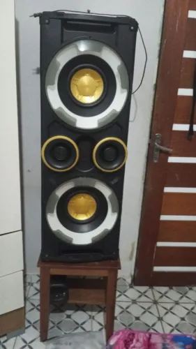 Caixa de som Philips super potente