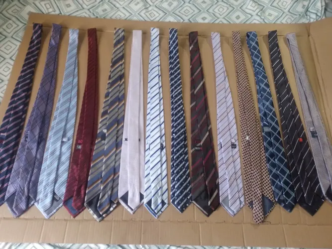 19 unidades de gravata