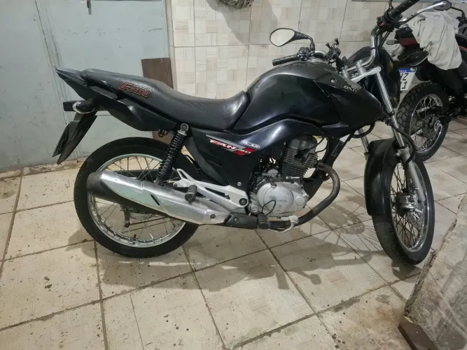Fan 150 Esdi freio á disco.