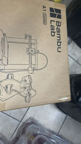 Impressora 3D bambu lab a1 nova sem uso