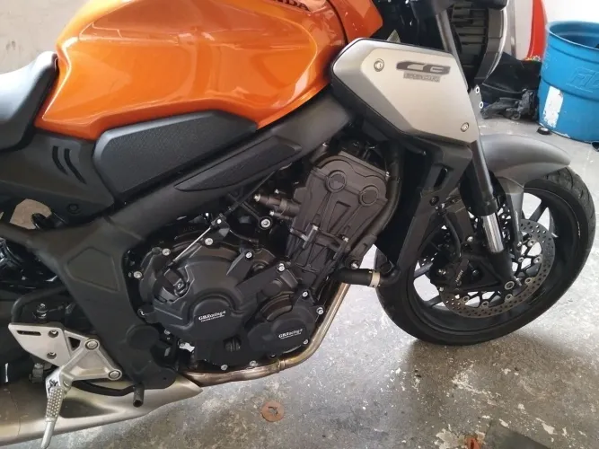 Cb650r ótima moto