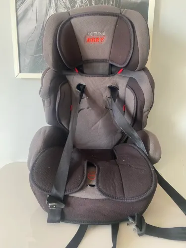 Cadeirinha de bebê para carro