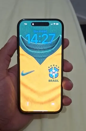 iPhone 15 256GB