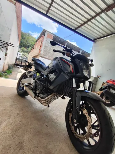 CB650 F.