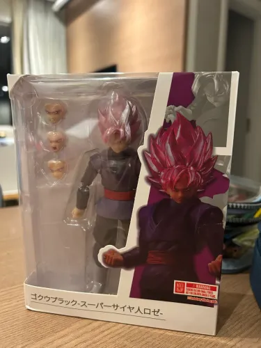 Replica Goku black super saiyajin rosé