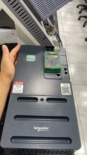 Inversor Altivar 340 15kw. Semi novo