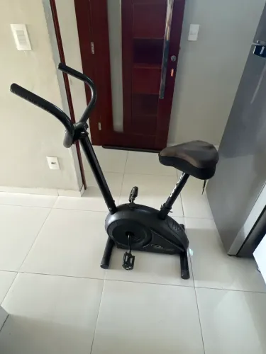 BICICLETA ERGOMÉTRICA BP880