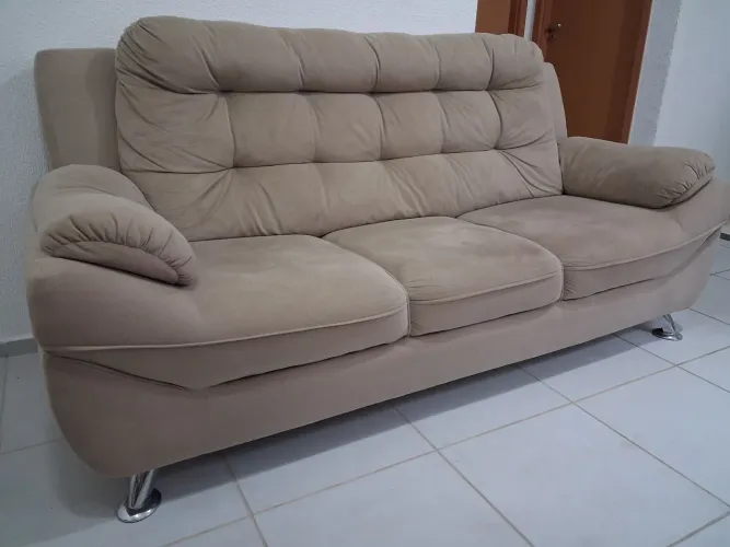 Sofá em ótimo estado de conservação