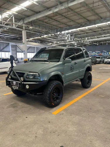 Suzuki Grand Vitara 2.0 16V 4x2/4x4 5P Mec. 2000