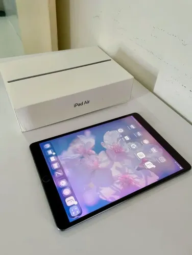 iPad Air 3ª Geração - 64GB | Wi-Fi | Space Gray