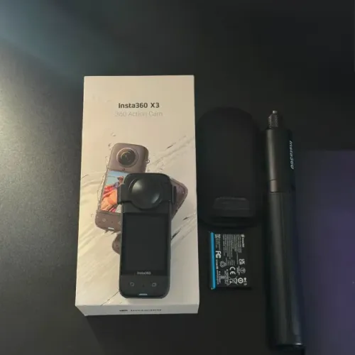 Insta 360° X3 - com acessórios