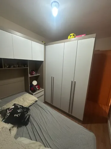 Armários e cama baú a venda