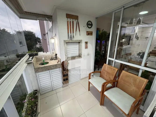 Apartamento de 3 dormitórios à venda no Itacorubi