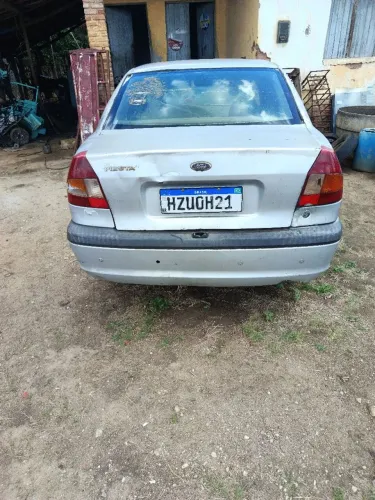 Ford Fiesta Street/ Action 1.0 8V 5P 2002