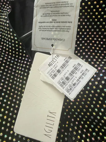 Vestido Agilità com aplicação de strass