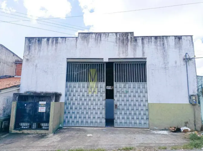 Galpão para alugar, 322 m² por R$ 3.000/mês - Pici - Fortaleza/CE