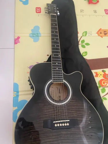 Violão elétrico