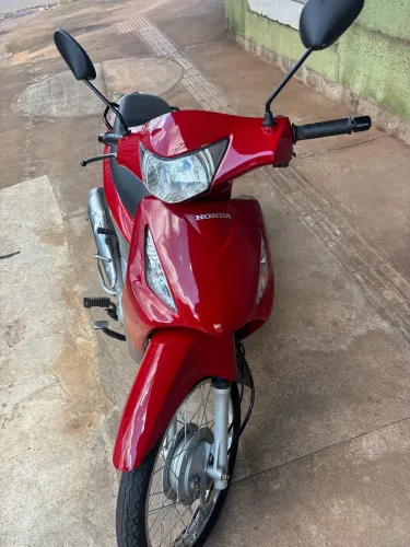 Biz 125 partida elétrica relíquia muito nova ipva ha pago pneus novos 