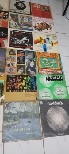 LOTE DE DISCOS DE VINIL