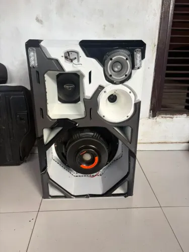 Caixa trio