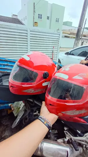 2 Capacete de moto