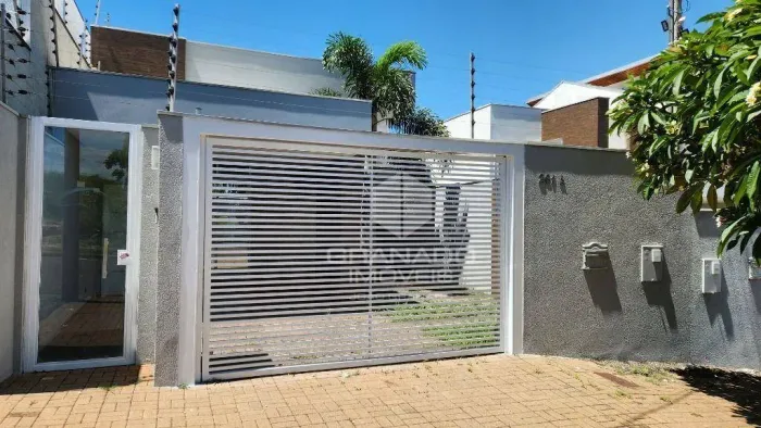 Casa com 3 dormitórios à venda, 149 m² por R$ 695.000,00 - Jardim Espanha - Maringá/PR
