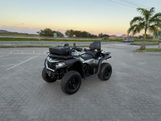 QUADRICICLO CFORCE 625cc 4X4 AUT. 2023!!