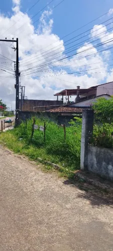 Vendo um terreno