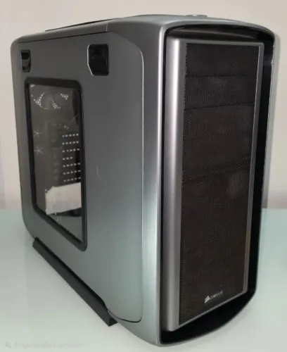 Gabinete Corsair 600T Prata Mid Tower Case Torre