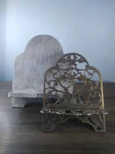 Porta bíblias metal e madeira