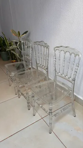 Cadeira cristal resistente policarbonato