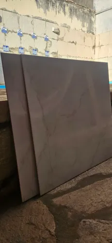 Peças de azulejo (sobra de obra)