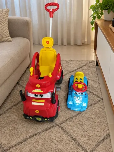 Carrinho de Passeio  e Carrinho de Equilíbrio 