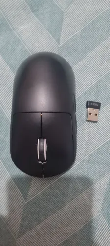 PRO X SUPERLIGHT<br>Mouse sem fio LIGHTSPEED para jogos
