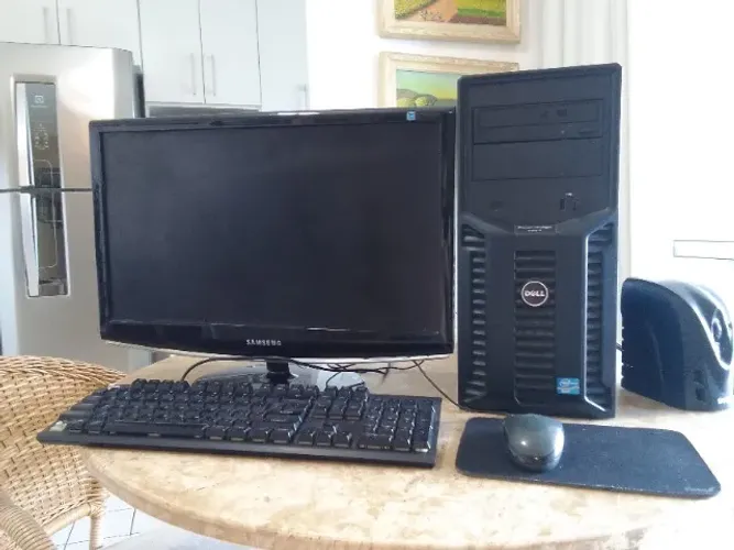 Servidor Dell Power Edge T110 II + Samsung SyncMaster 22?