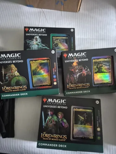 Decks de Commander Magic the Gathering - O Senhor dos Anéis - Quatro Decks