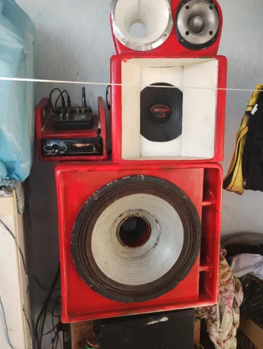 som automotivo pra vender logo