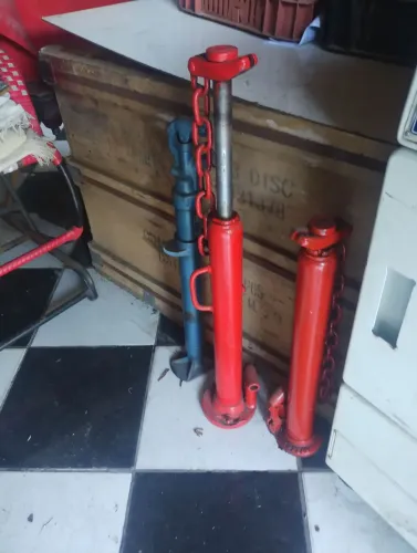 Macacos alto para jeep